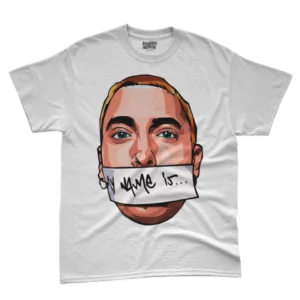 Camiseta Unissex Eminem My Name Is Descrição: A Camiseta Unissex Eminem "My Name Is" é uma homenagem ao icônico rapper Eminem e sua famosa música que marcou gerações. Se você é fã do estilo único e das letras marcantes de Eminem, essa camiseta é uma forma perfeita de expressar seu gosto pela música e pelo artista. Confeccionada com malha penteada fio 30.1 e 100% algodão, essa camiseta oferece conforto e durabilidade excepcionais. Seu design unissex garante que todos possam vesti-la com estilo e personalidade. A estampa da camiseta apresenta um toque retrô, evocando a nostalgia dos anos em que Eminem surgiu como uma figura revolucionária no mundo da música. Tabela de Tamanhos (Unissex): Escolha o tamanho perfeito para você: P | M | G | GG | XGG e PLUS SIZE Por que escolher a Camiseta Unissex Eminem "My Name Is"? Esta camiseta é uma maneira autêntica de mostrar sua admiração pelo talento musical e pelas letras impactantes de Eminem. Seja para uso diário ou para eventos temáticos, essa camiseta adiciona um toque de personalidade e estilo ao seu visual. Perfeita para Presentear: Se você tem amigos ou entes queridos que também são fãs de Eminem, essa camiseta será um presente memorável e cheio de significado. Surpreenda-os com essa peça única que captura a essência do artista. Oferta Imperdível! Adquira agora sua Camiseta Unissex Eminem "My Name Is" e mostre sua conexão com a música e o estilo marcante desse rapper lendário. Aproveite o Frete Grátis para todo o Brasil e adicione essa peça de destaque à sua coleção. Estoque limitado, garanta a sua hoje mesmo! Compre Agora!